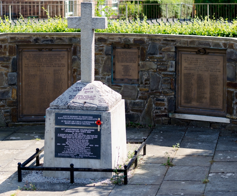 Cwmbran Cenotaph